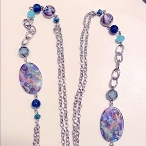 Boutique Silver Toned Beaded Necklace w/Earrings